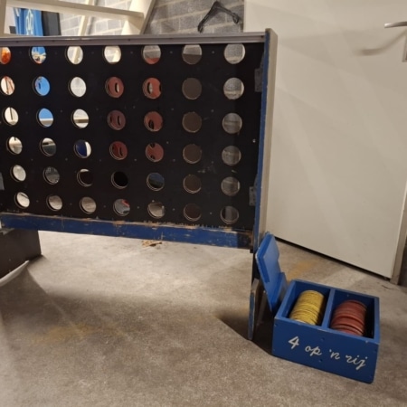 Vier op een rij huurspel
